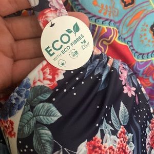 Neck strap floral pattern swim suits bikini top